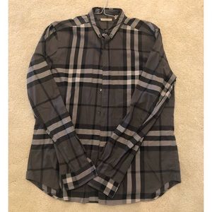 Burberry men’s dress shirt